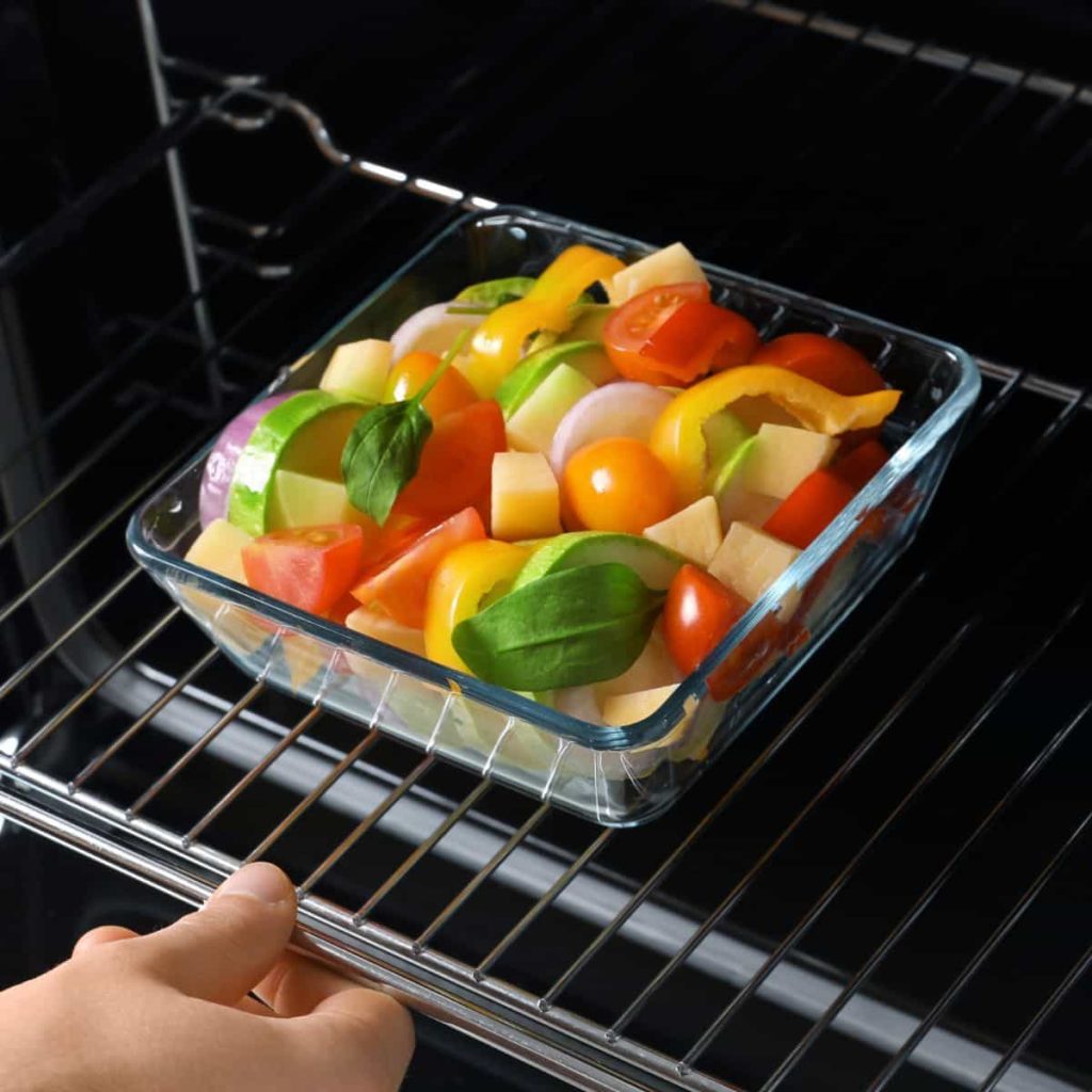 Peut-on mettre un plat en verre au air fryer