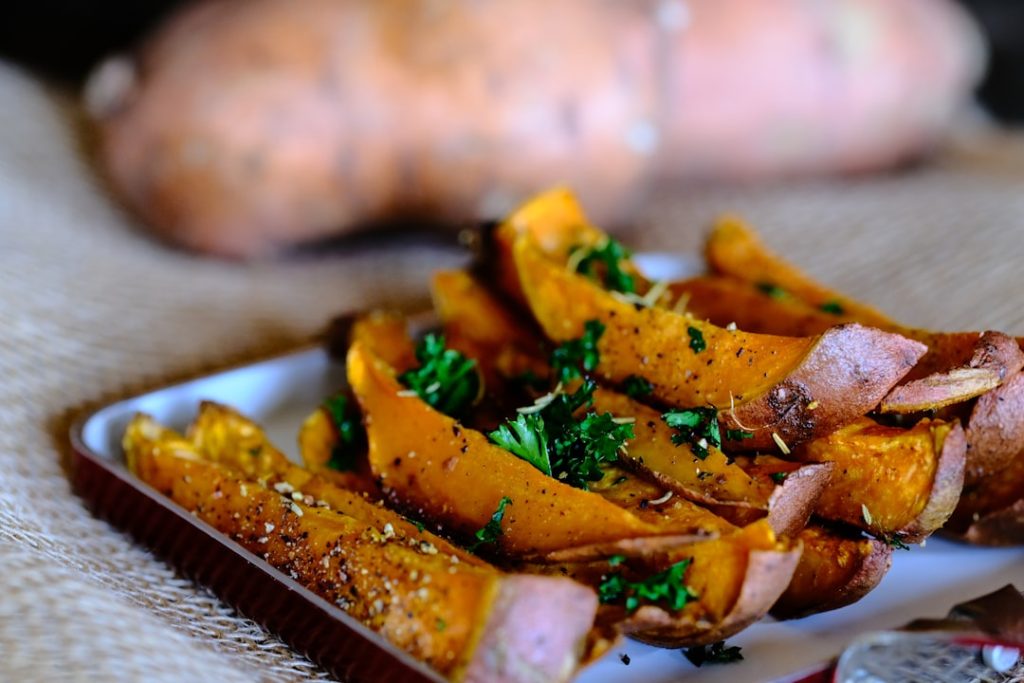frites-patates-douces-air-fryer-croustillantes
